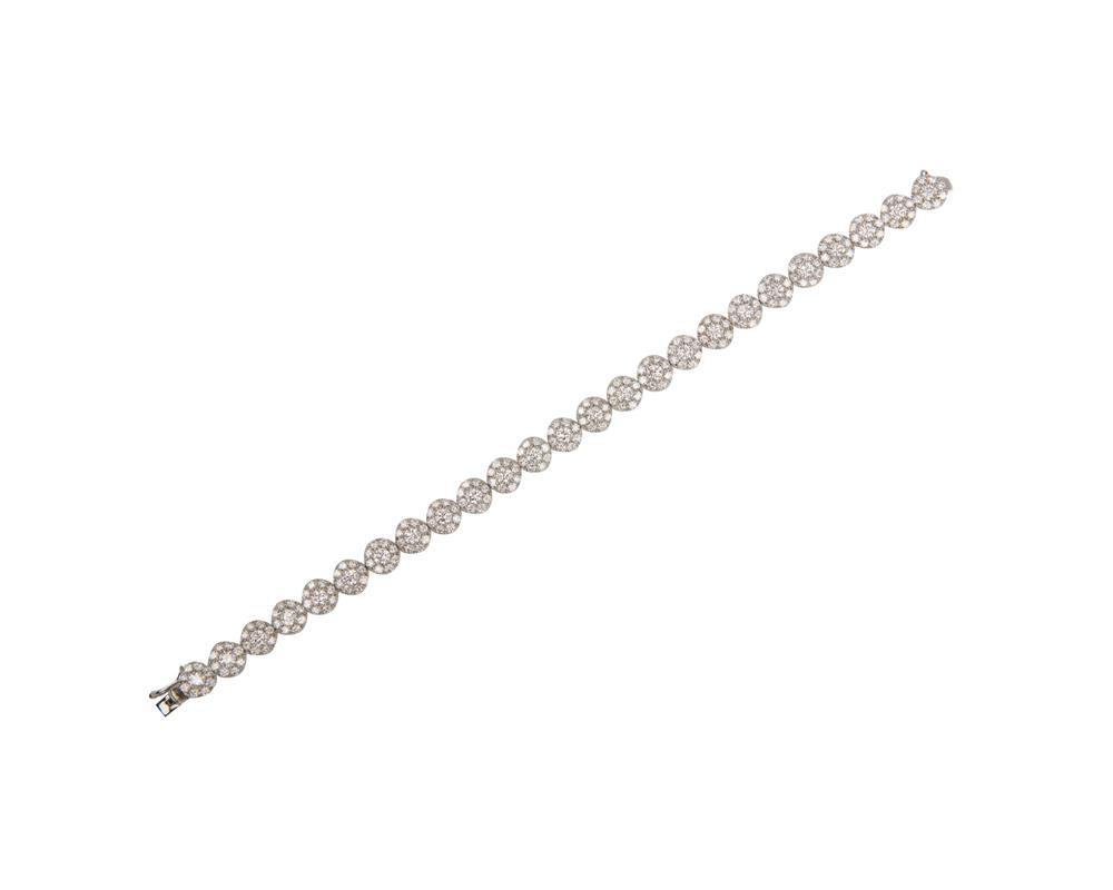 18K GOLD AND DIAMOND BRACELET18K