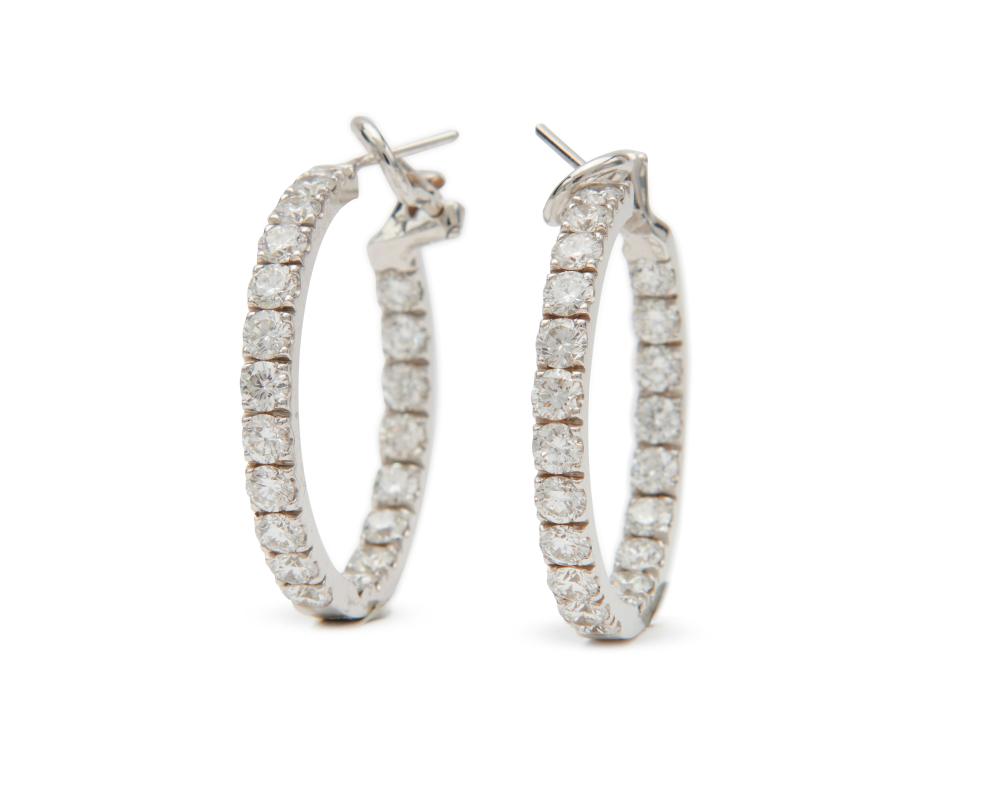 18K GOLD AND DIAMOND HOOP