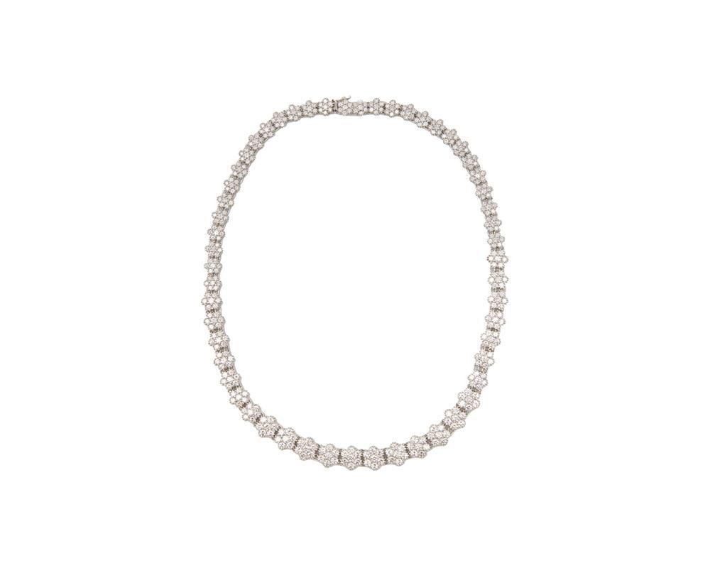 18K GOLD AND DIAMOND NECKLACE18K