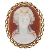 18K GOLD ANTIQUE FRENCH CARVED
