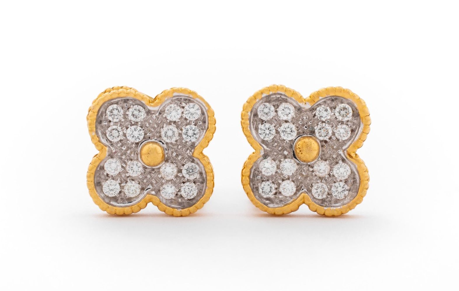 18K GOLD DIAMOND ALHAMBRA STYLE