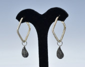 18K GOLD DIAMOND HOOP EARRINGS