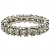 18K GOLD ETERNITY RINGDESCRIPT