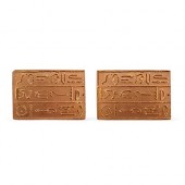 18K GOLD HIEROGLYPHIC CUFFLINK
