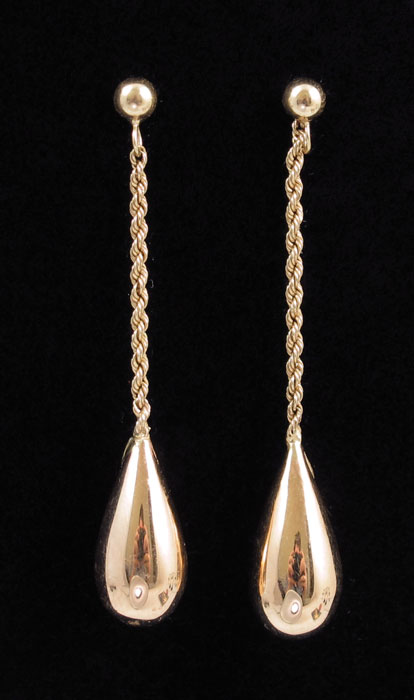 18K GOLD PENDANT EARRINGS: 18K