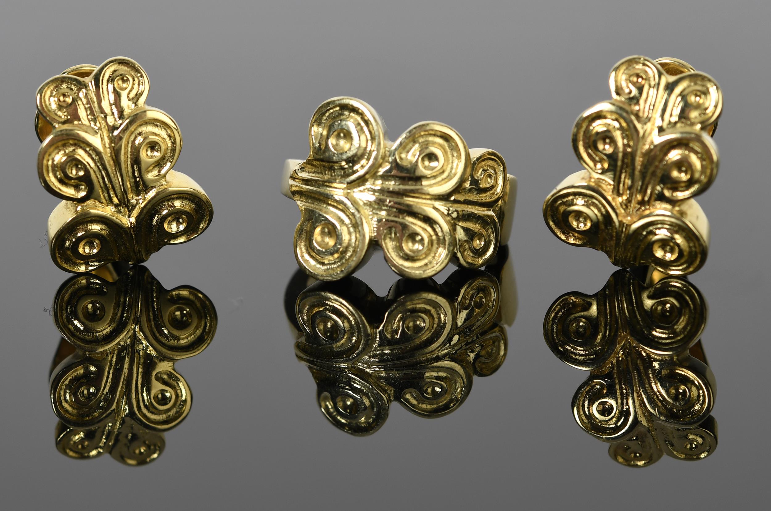 18K GOLD RING AND MATCHING