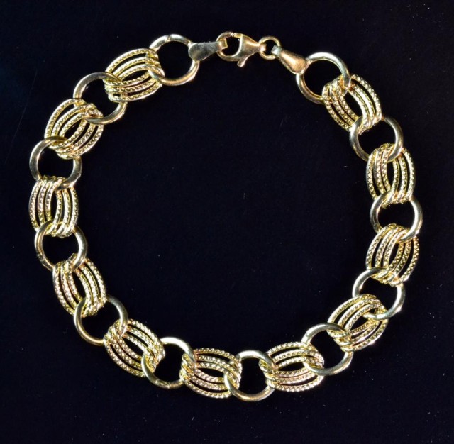 18K Gold Rodeo Style BraceletA