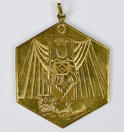 18K HEXAGONAL "SUN" PENDANT,
