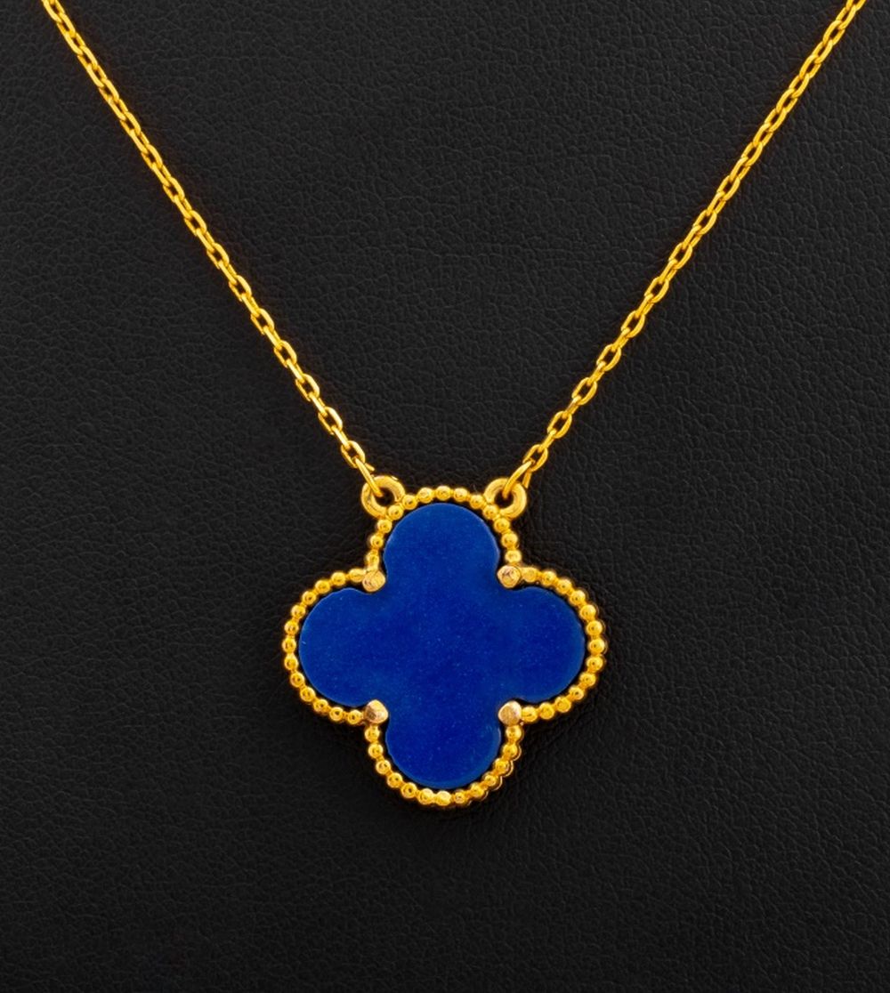18K LAPIS ALHAMBRA STYLED PENDANT