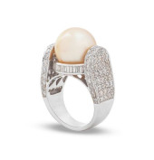 18K SOUTH SEA GOLDEN PEARL DIA