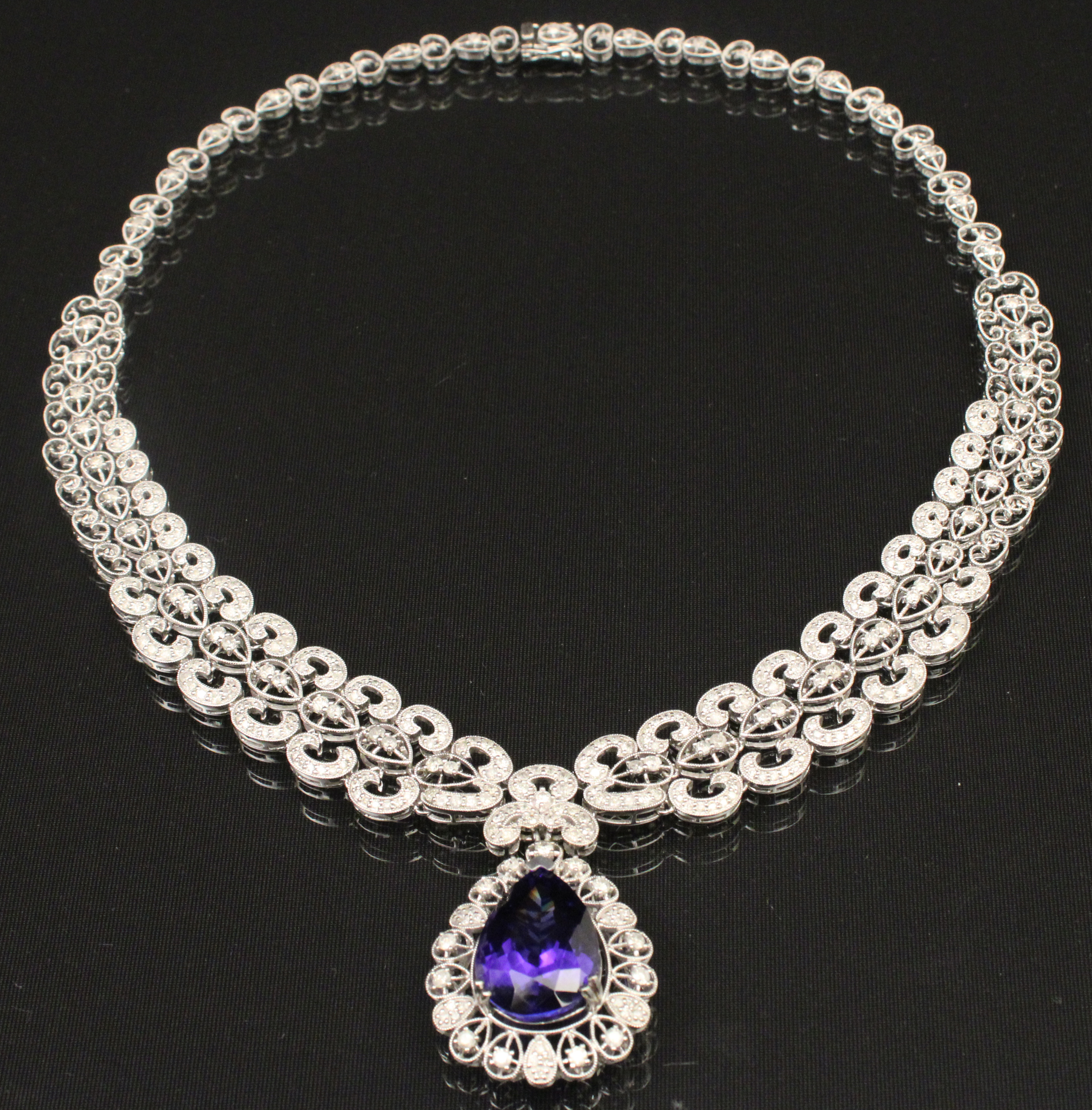 18K TANZANITE AND DIAMOND