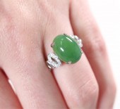 18K WG GREEN STONE & 0.09CTW D