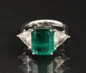18K WHITE GOLD 4.37 CT. EMERAL