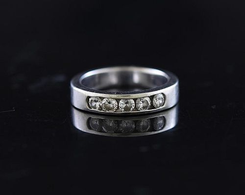 18K WHITE GOLD AND DIAMOND MAN'S