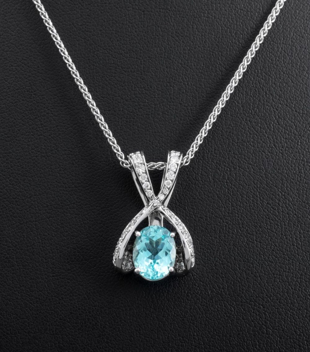 18K WHITE GOLD AQUAMARINE DIAMOND