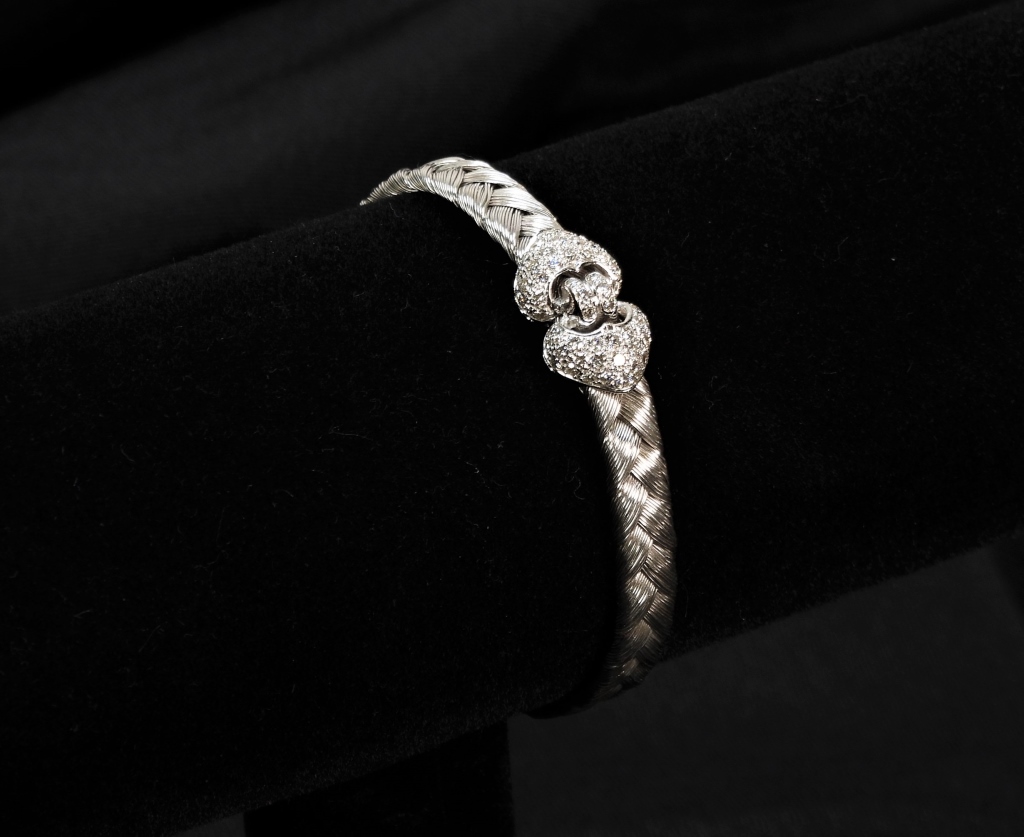 18K WHITE GOLD & DIAMOND WIRE