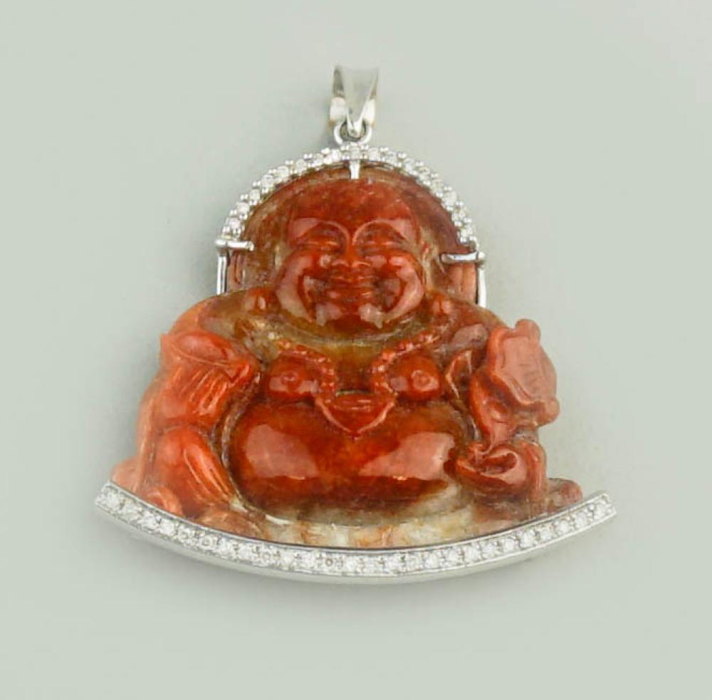 18K WHITE GOLD DIAMOND AND CARVED