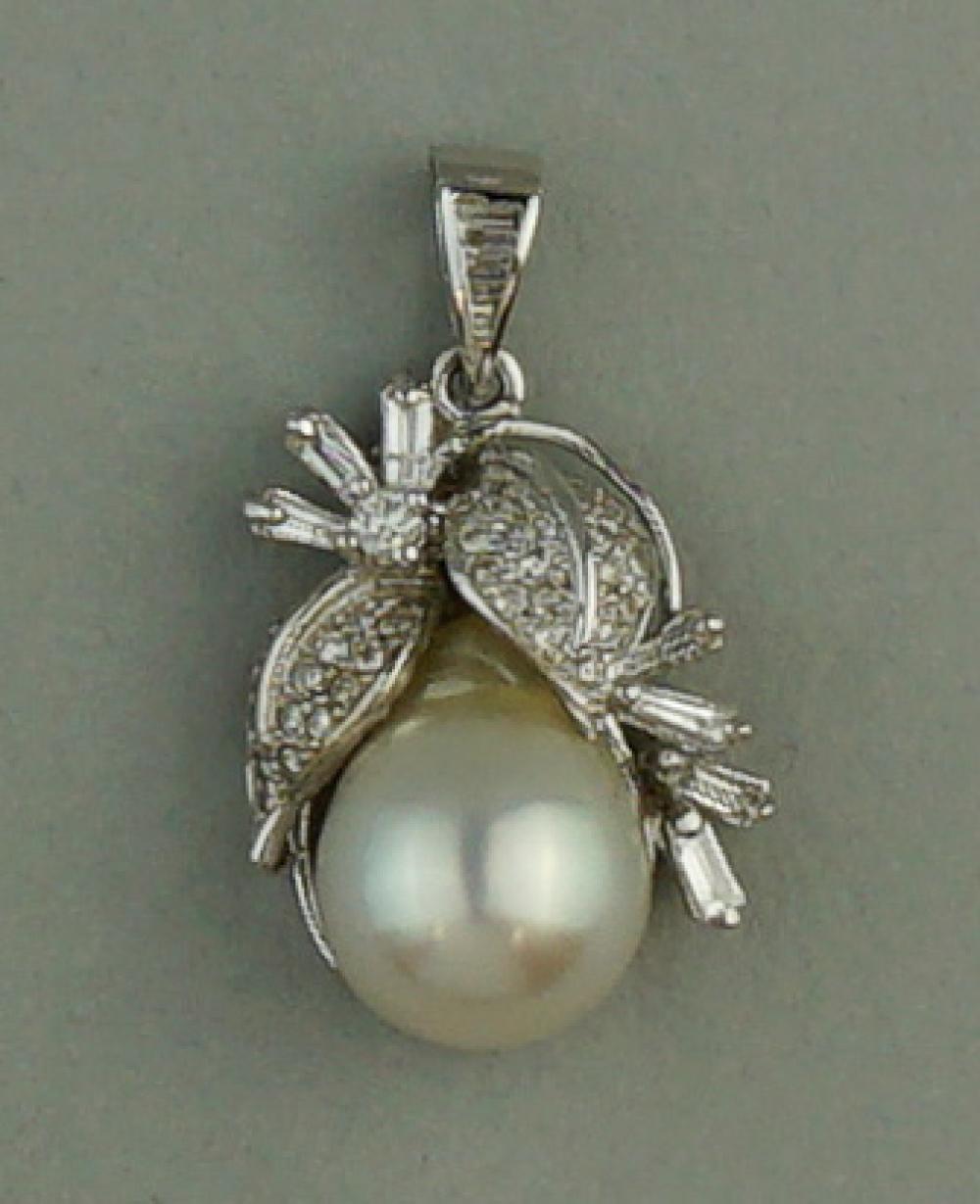 18K WHITE GOLD DIAMOND AND