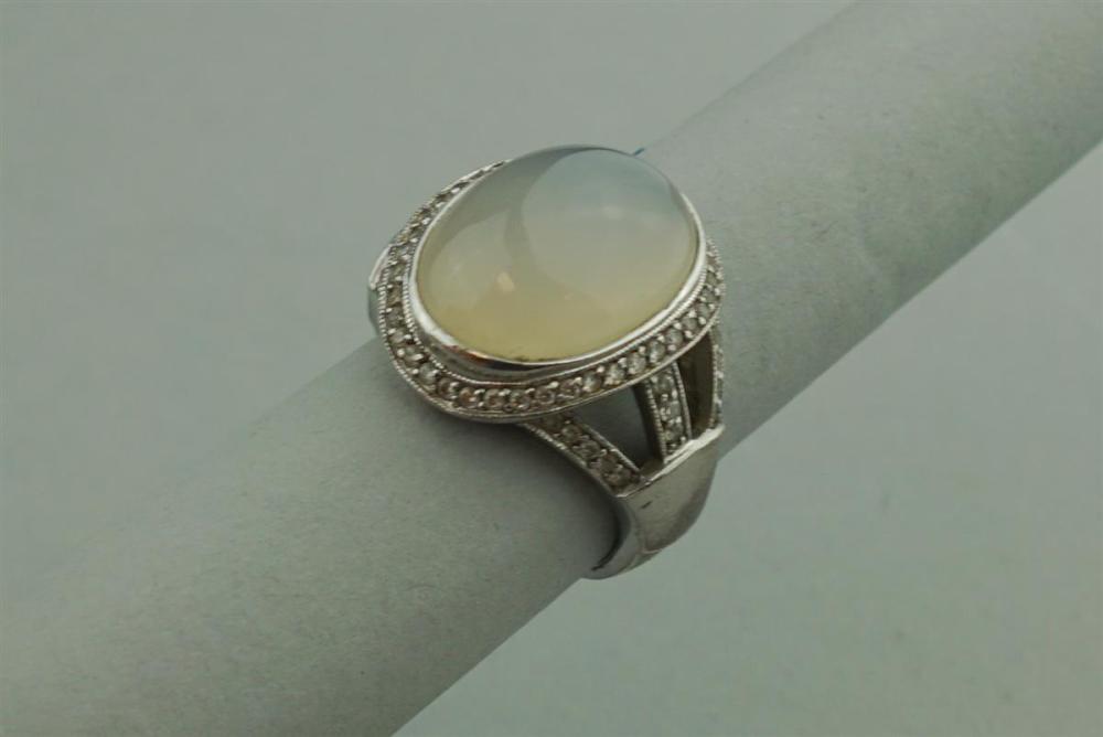 18K WHITE GOLD, JADE AND DIAMOND