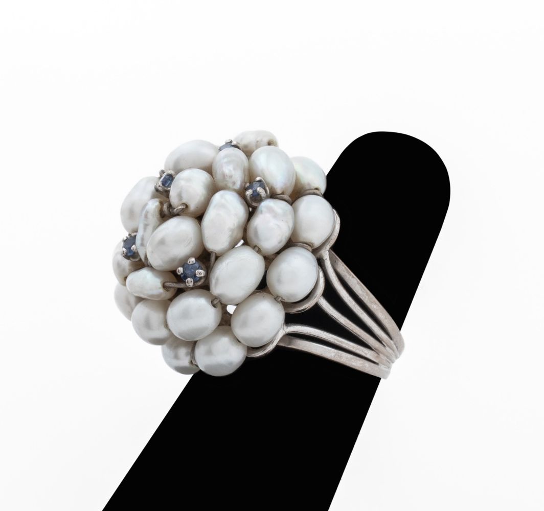 18K WHITE GOLD PEARL SAPPHIRE