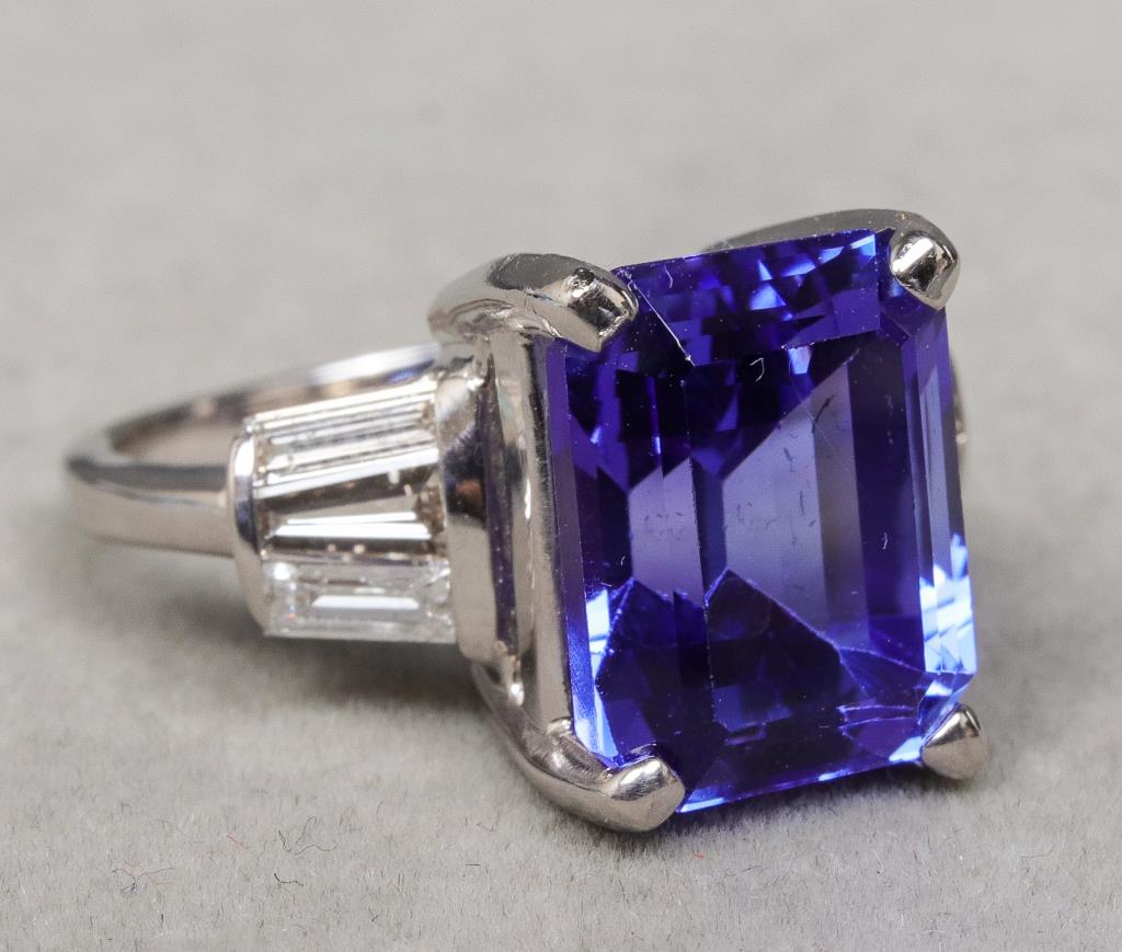18K WHITE GOLD, TANZANITE, &