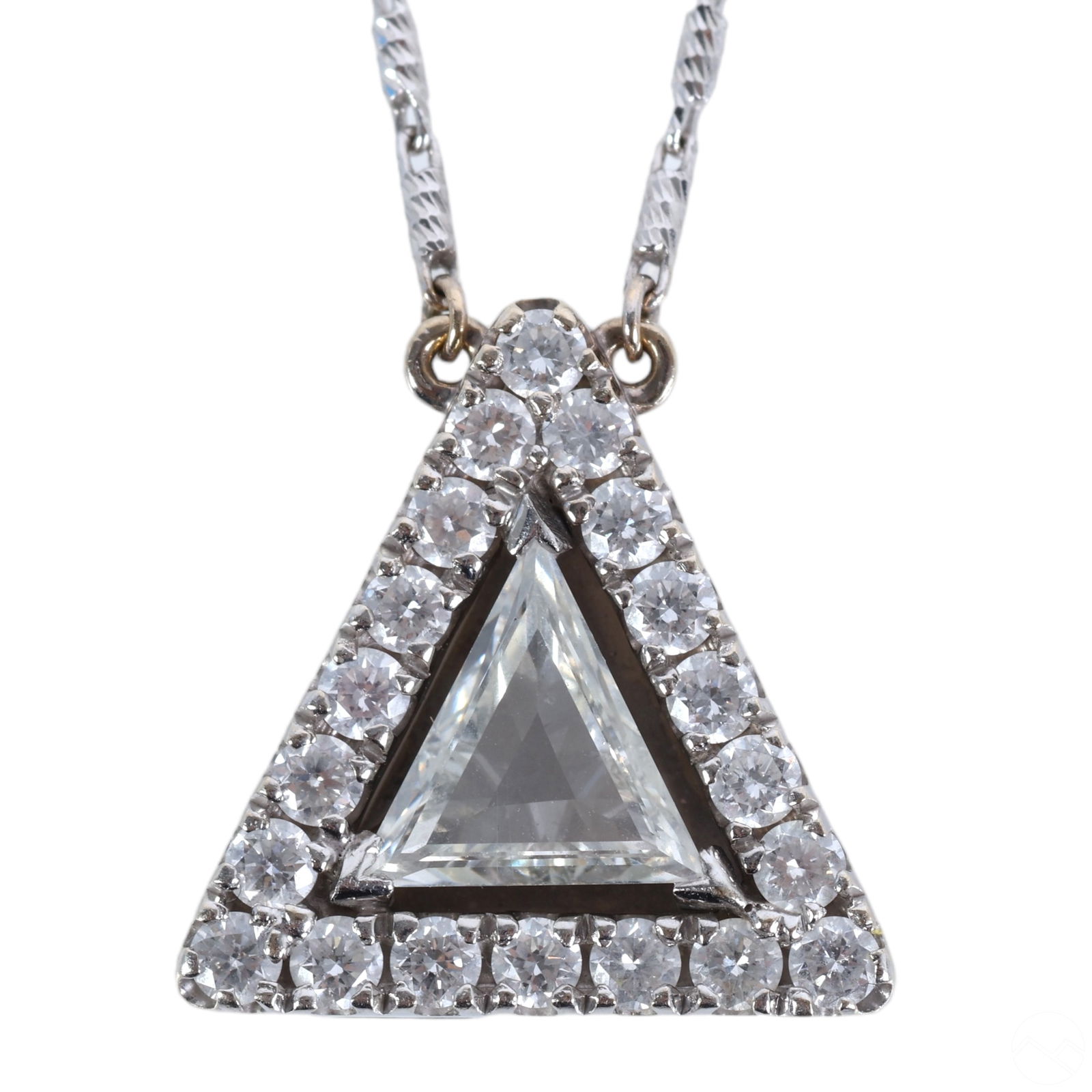 18K WHITE GOLD TRILLION DIAMOND
