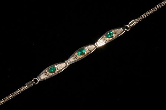 18K YELLOW GOLD AND EMERALD