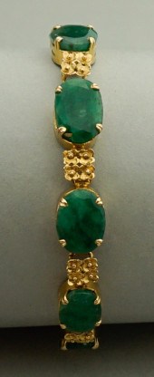 18K YELLOW GOLD AND EMERALD BR