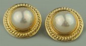 18K YELLOW GOLD AND MABE PEARL