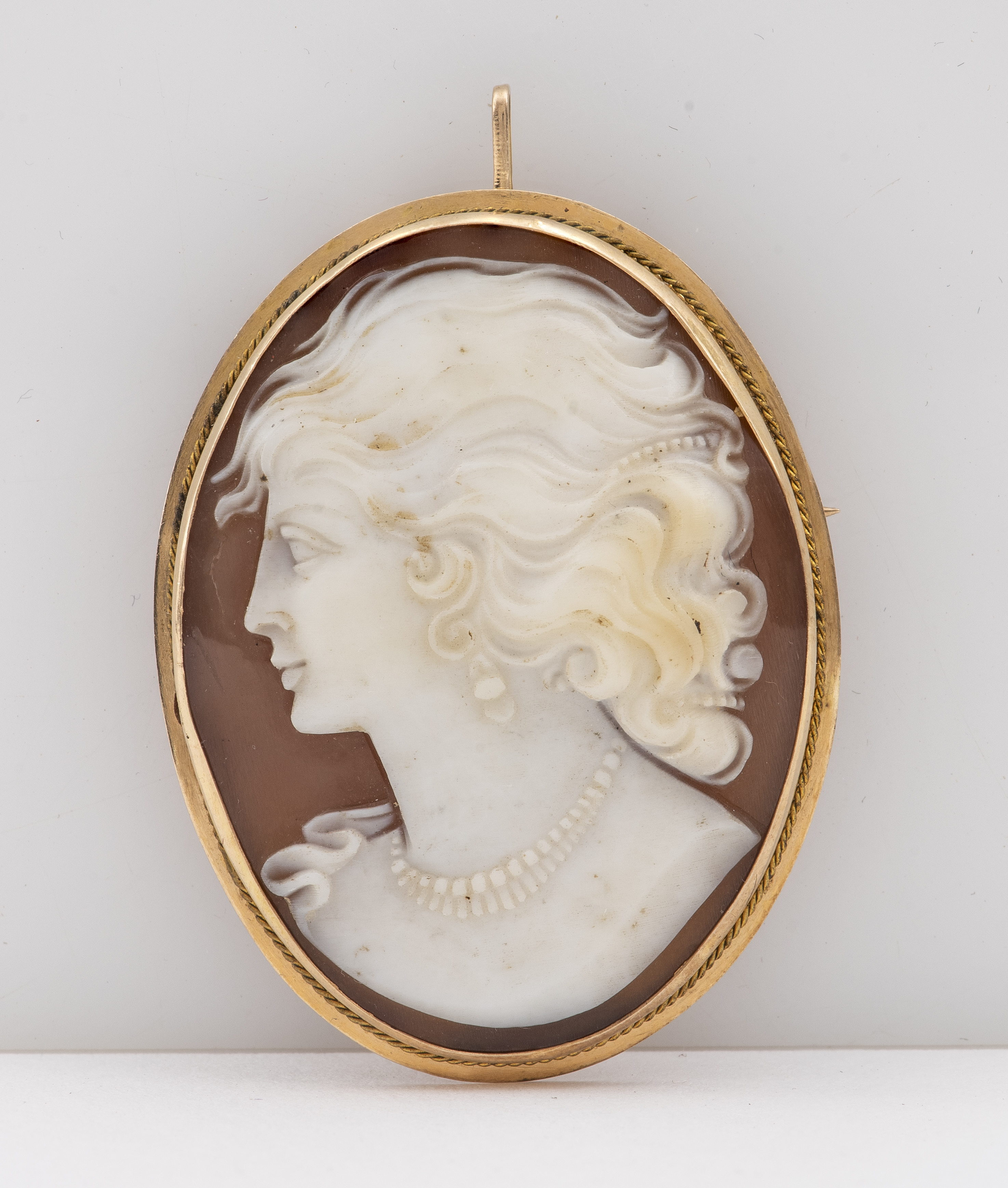 18K YELLOW GOLD CAMEO CLASSICAL