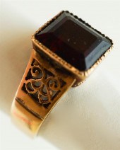 18K YELLOW GOLD CIRCA 1930S GA
