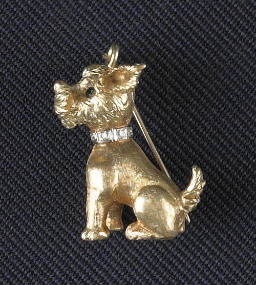 18K yellow gold dog pin/pendant