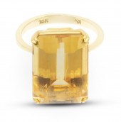 18K YELLOW GOLD EMERALD CUT CI