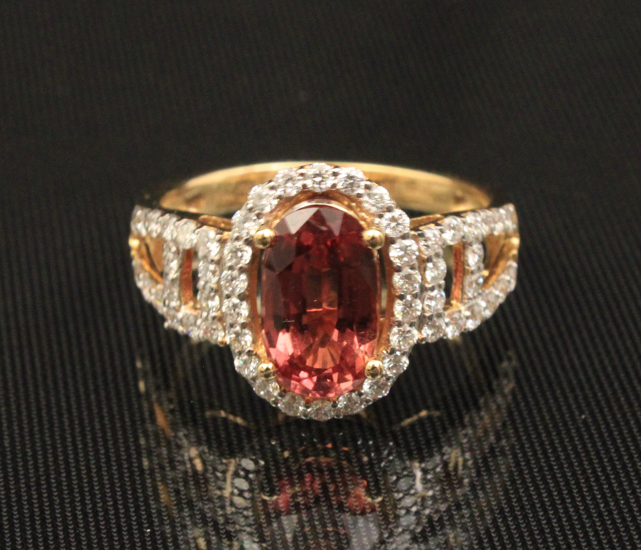 18K YELLOW GOLD ORANGE SAPPHIRE AND