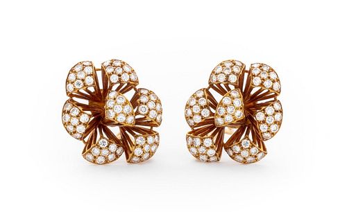 18K YELLOW GOLD PAVE DIAMOND FLORAL
