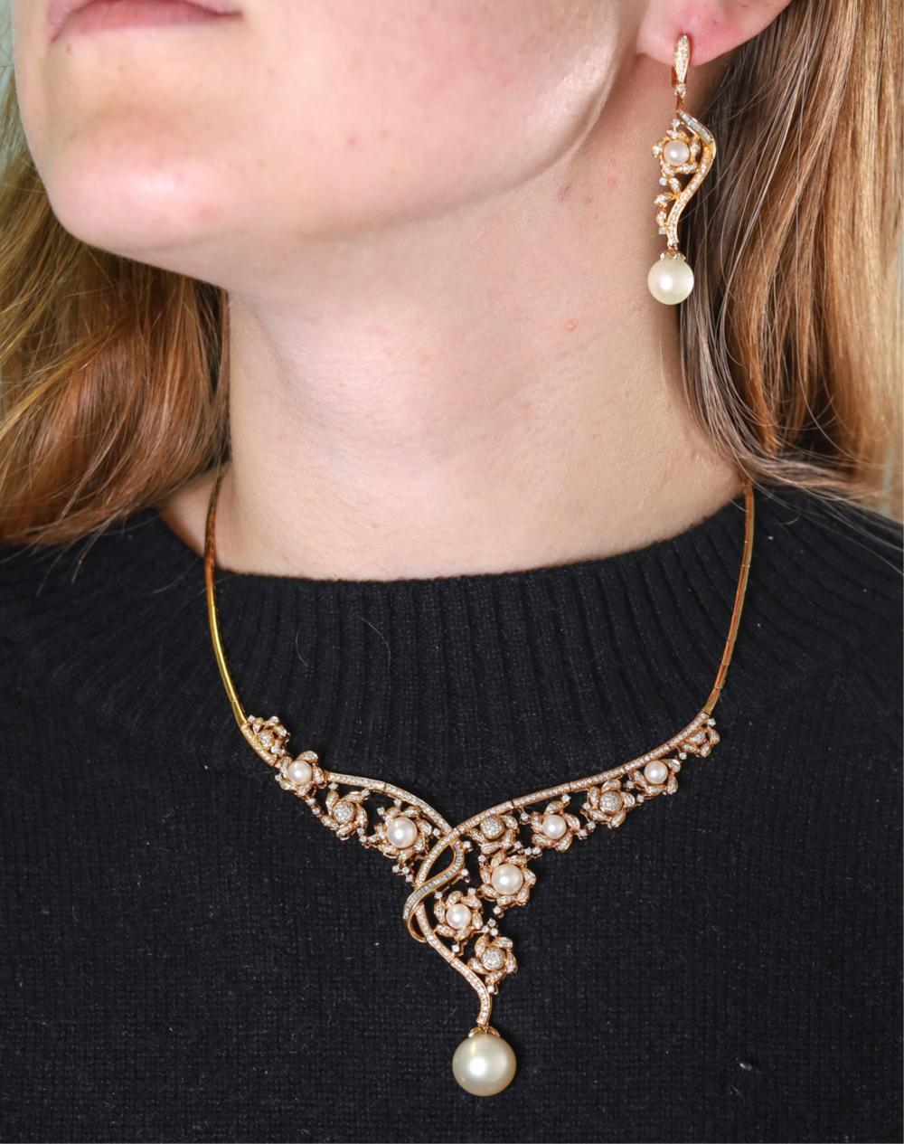 18K YG DIAMOND & PEARL FLORAL