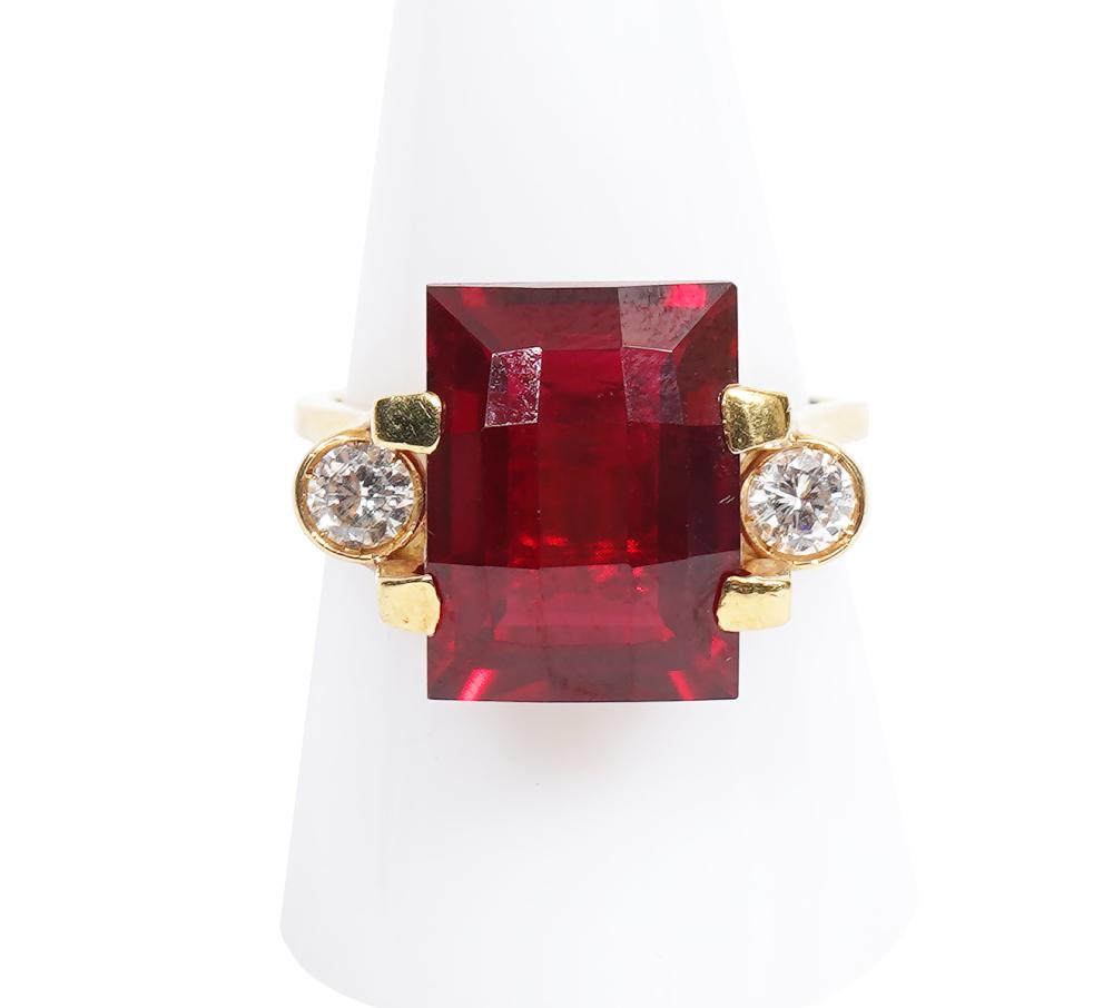 18K YG, DIAMOND & SYNTHETIC RUBY