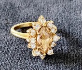 18K YG  MARQUIS SHAPED CANARY