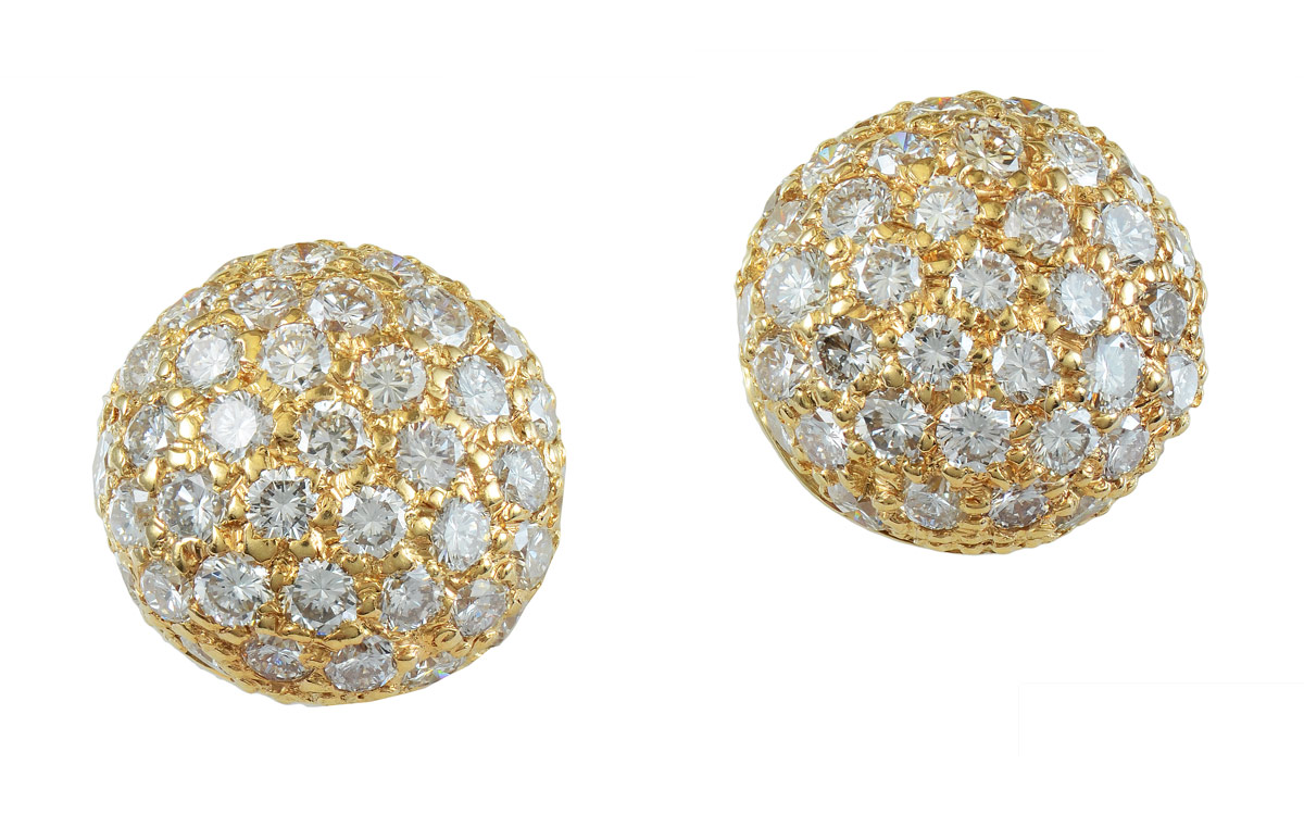 18KT DIAMOND DOME EARRINGS: 18K