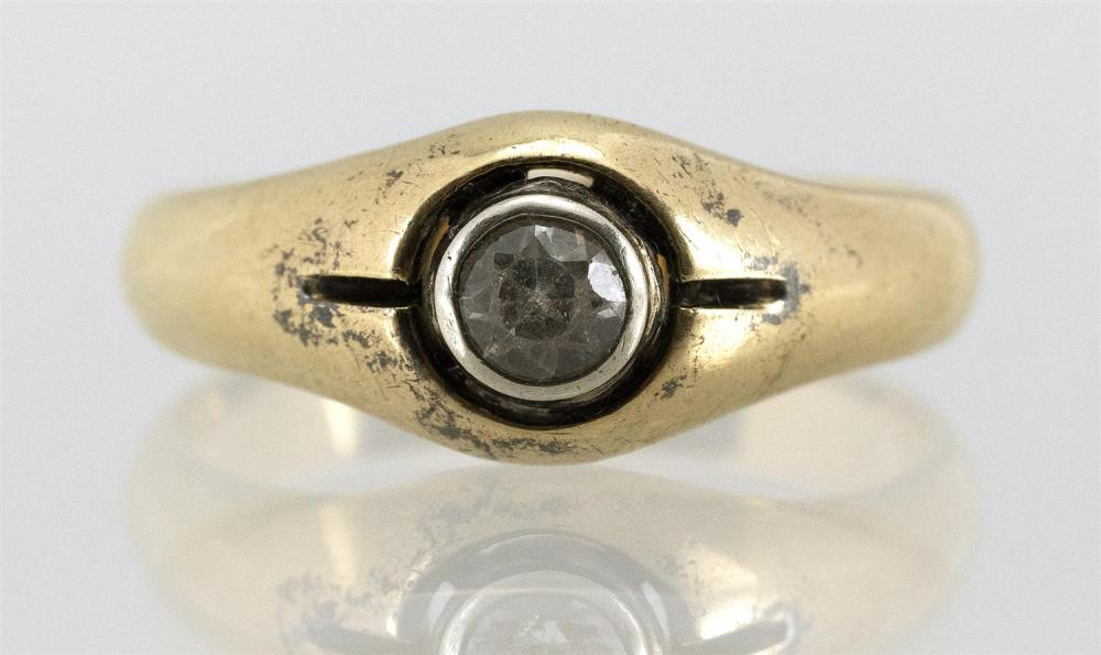 18KT GOLD AND WHITE TOPAZ MAN'S