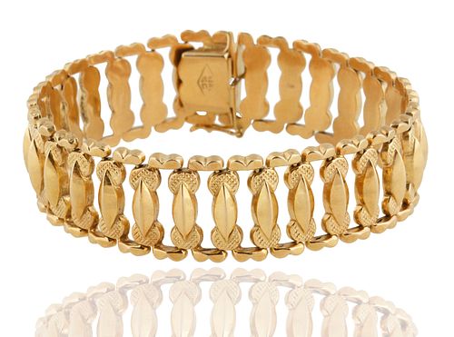 18KT GOLD BRACELETthick band with
