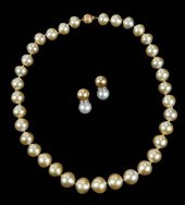 18KT. PEARL NECKLACE AND EARCL