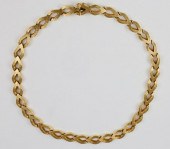 18KT YELLOW GOLD SWISS MADE EN