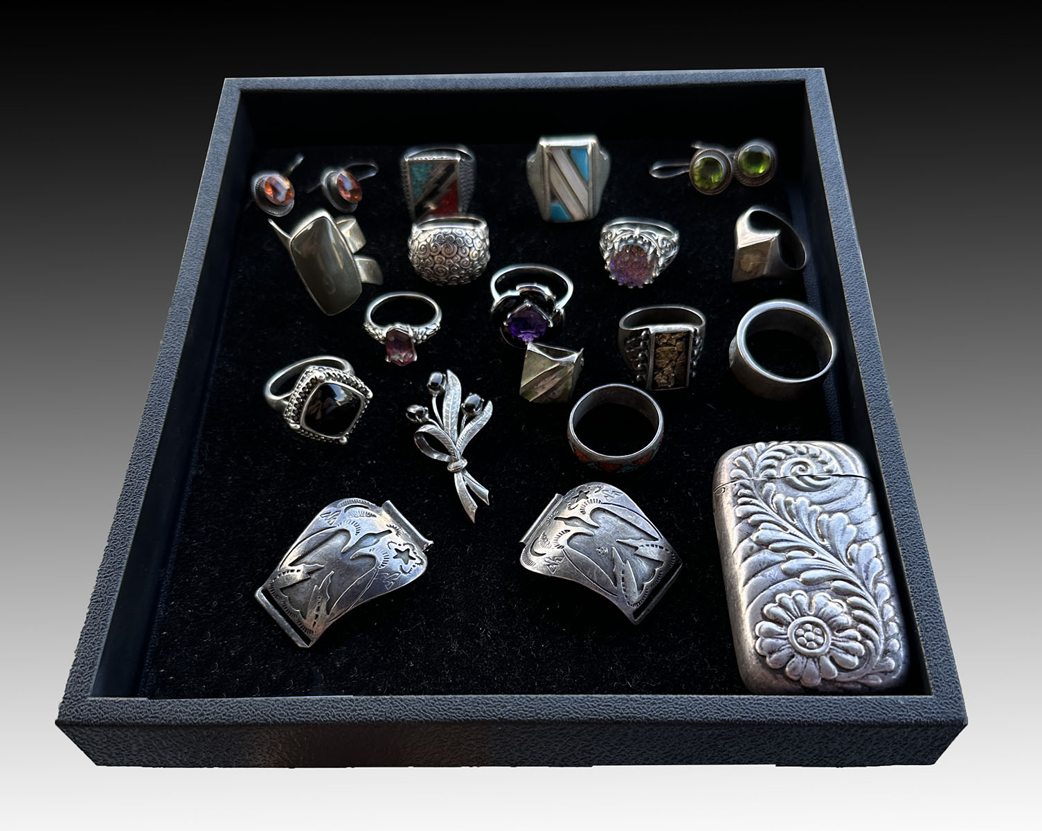 18PC ESTATE JEWELRY LOT: Lot