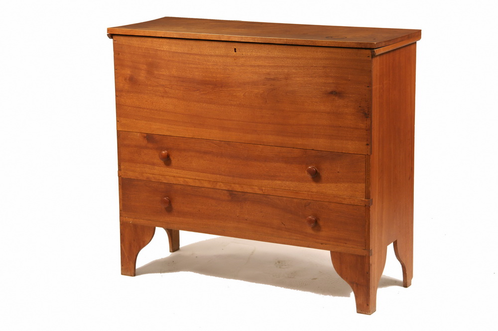 18TH C BLANKET CHEST - 18th c