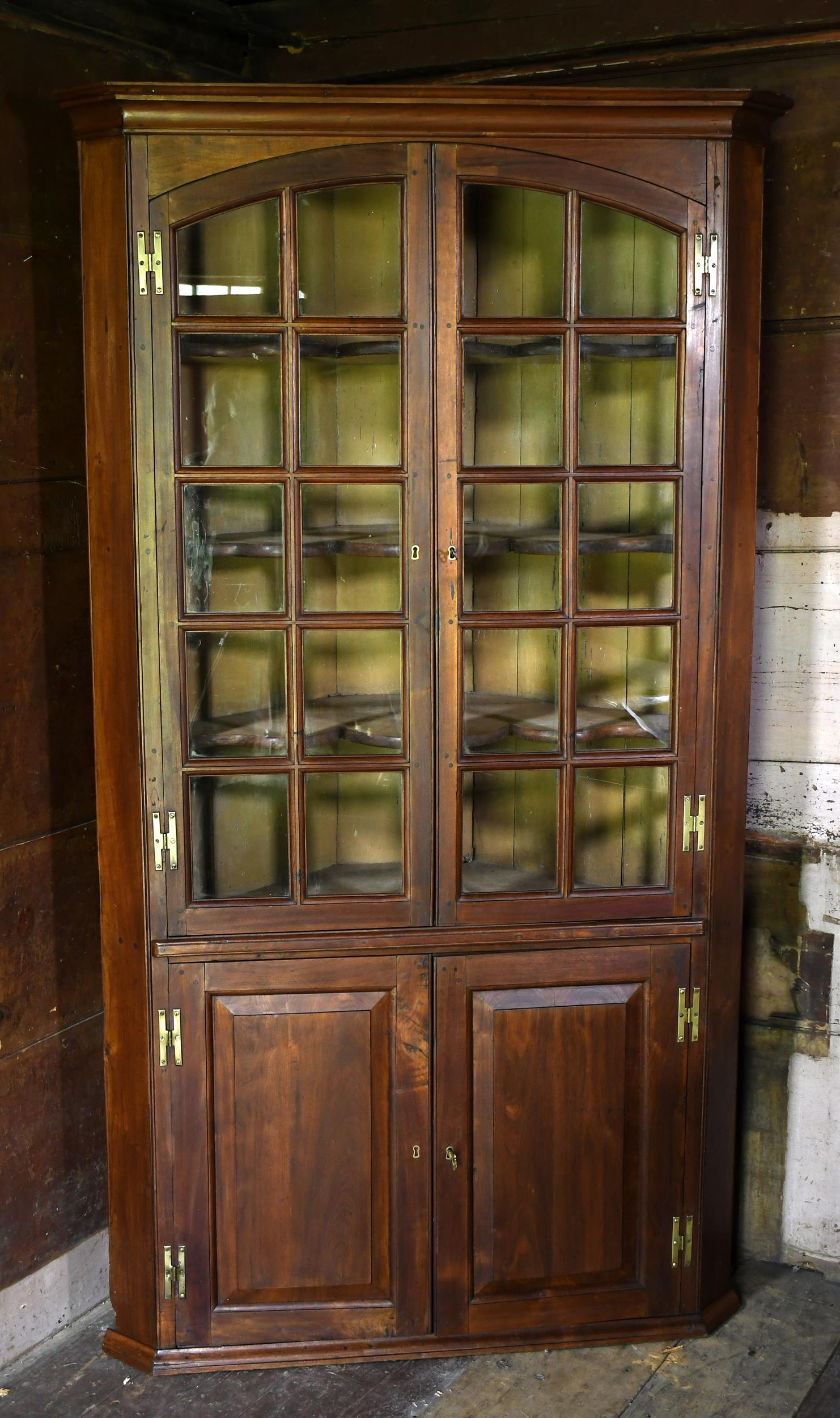 18TH C. CHIPPENDALE SOUTHERN WALNUT