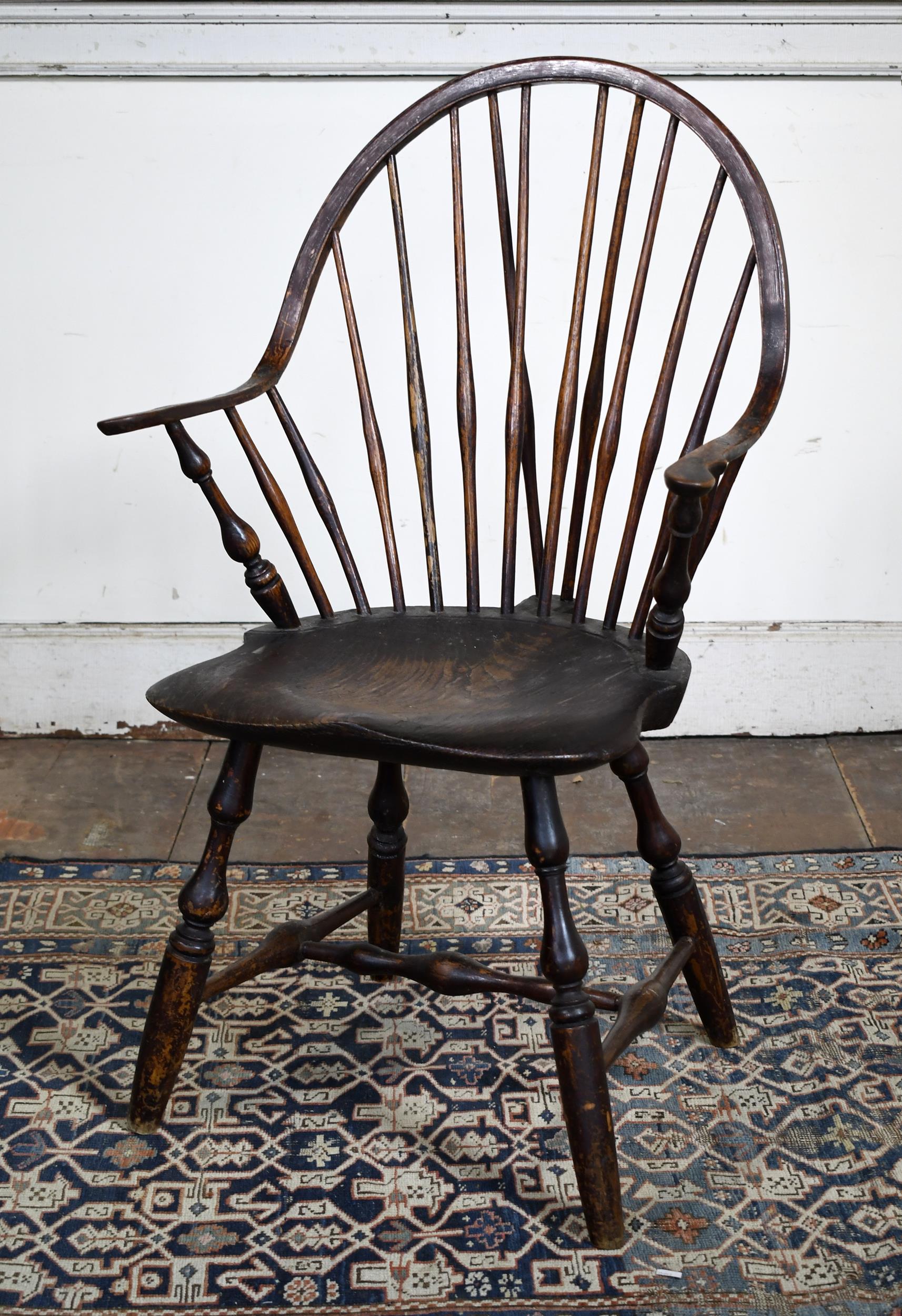 18TH C. CONTINUOUS ARM WINDSOR