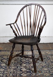 18TH C. CONTINUOUS ARM WINDSOR