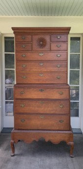 18TH C. CT QUEEN ANNE CHEST ON