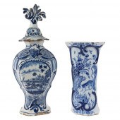 18TH C. DELFT BLUE & WHITE VAS